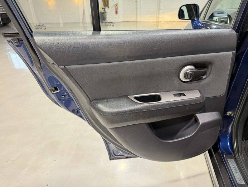 2008 Nissan Versa 1.8 S