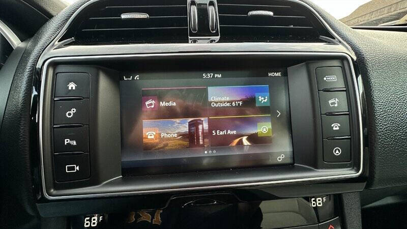 2018 Jaguar F-PACE 25t Prestige