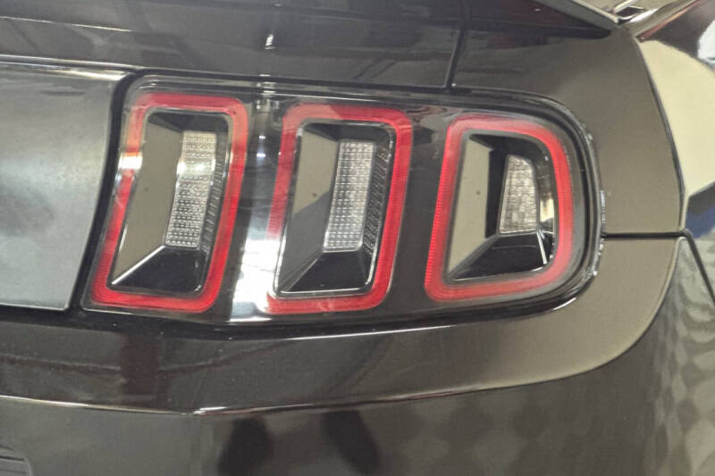 2013 Ford Mustang V6