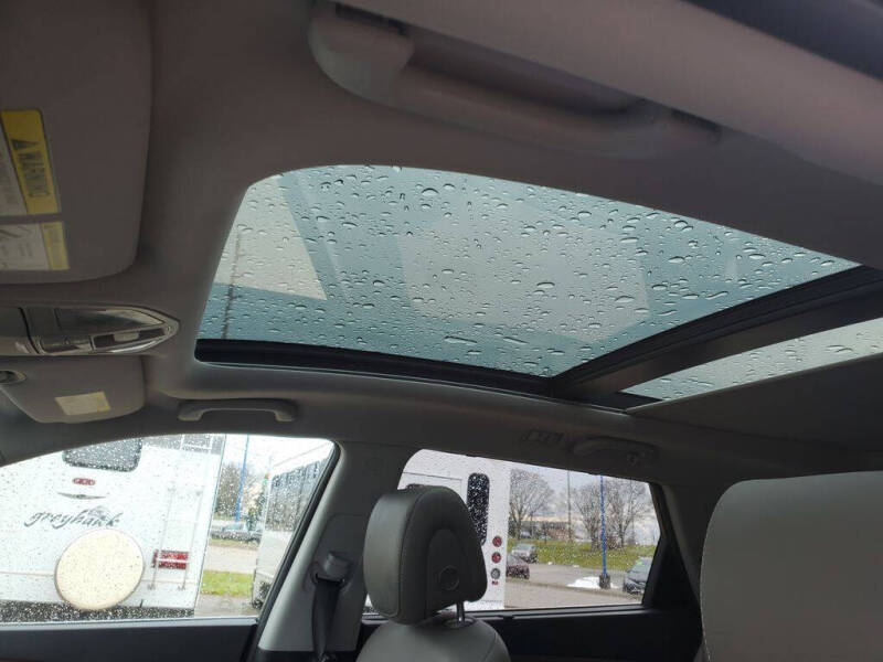 2017 Hyundai Santa Fe SE Ultimate