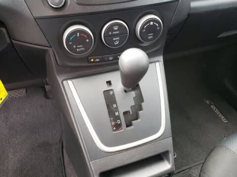 2015 Mazda MAZDA5 Sport