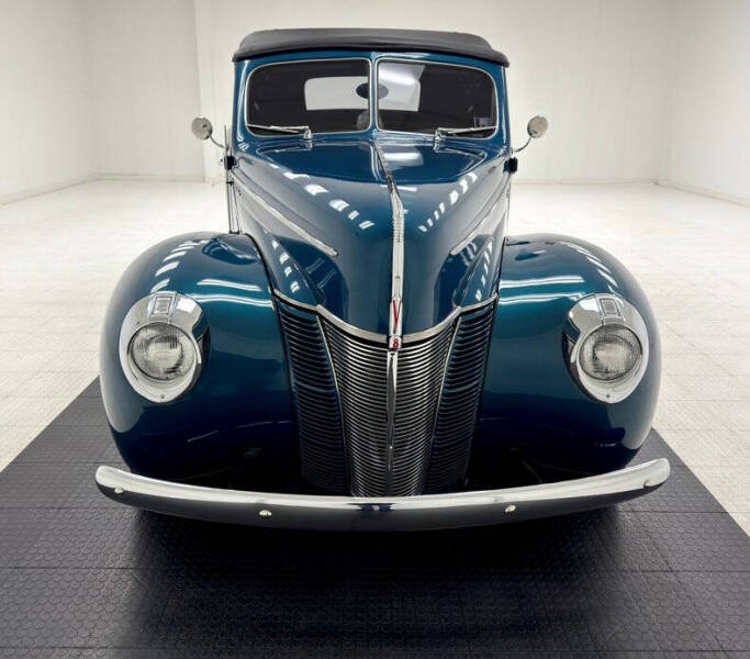 1940 Ford Deluxe