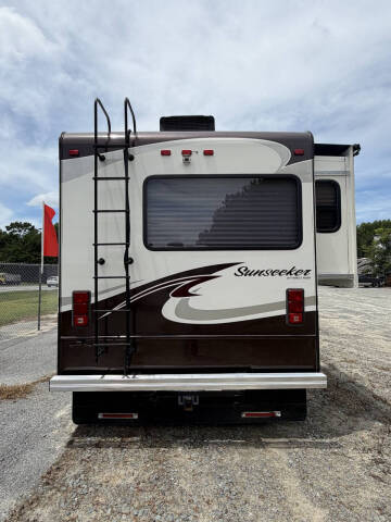 2012 Forest River SUNSEEKER 3010DS