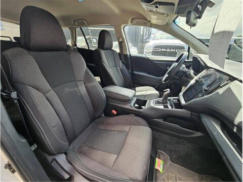 2023 Subaru Outback Premium