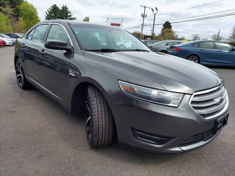 2015 Ford Taurus SEL