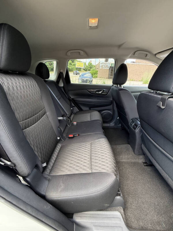2017 Nissan Rogue S