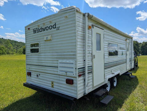 2003 Wildwood 25 RKS