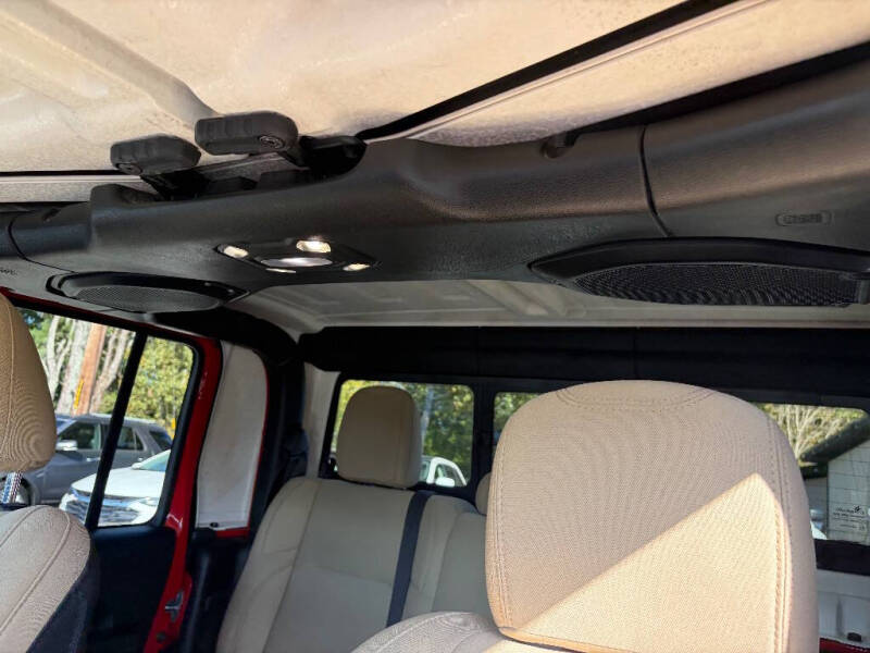 2020 Jeep Gladiator Sport