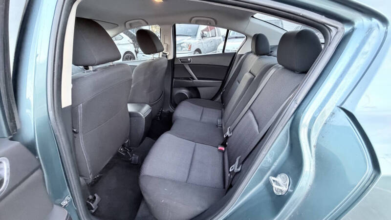 2010 Mazda MAZDA3 i Sport