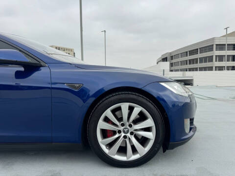 2015 Tesla Model S P85D