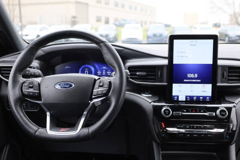 2023 Ford Explorer ST