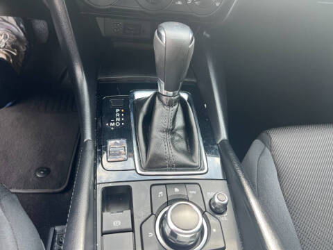 2017 Mazda MAZDA3 Sport