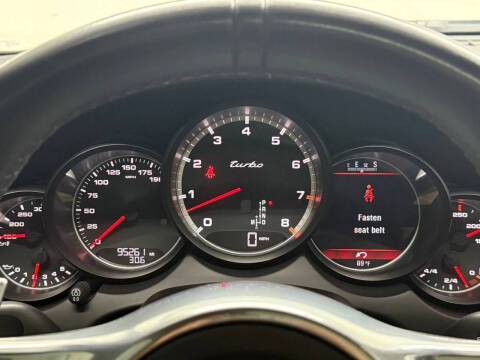 2013 Porsche Cayenne Turbo