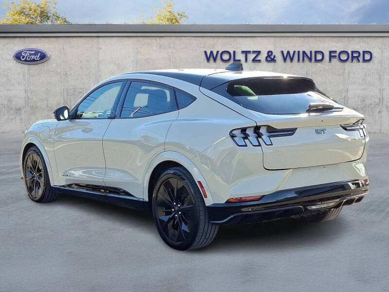 2025 Ford Mustang Mach-E GT