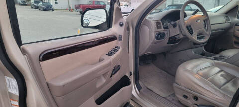 2005 Ford Explorer Limited