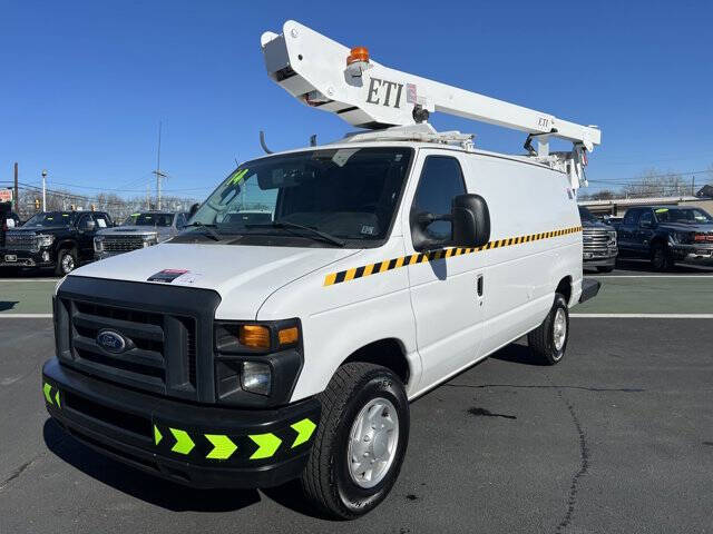 2014 Ford E-Series E-350 SD