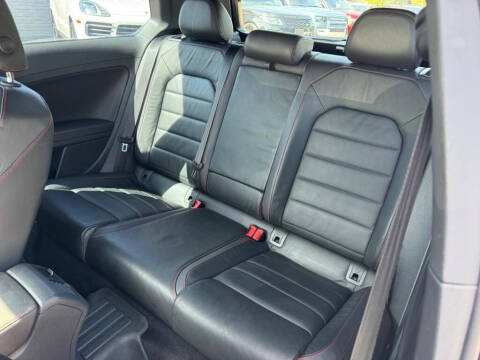 2015 Volkswagen Golf GTI SE