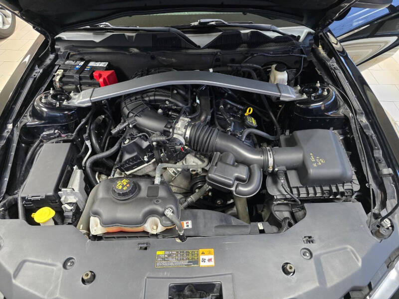 2012 Ford Mustang V6