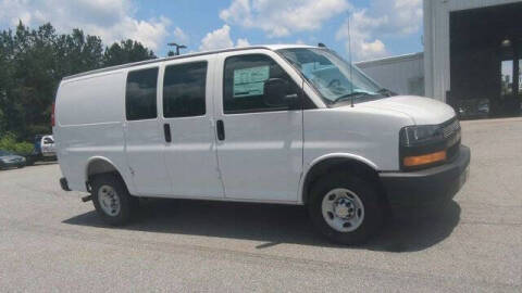 2025 Chevrolet Express 2500