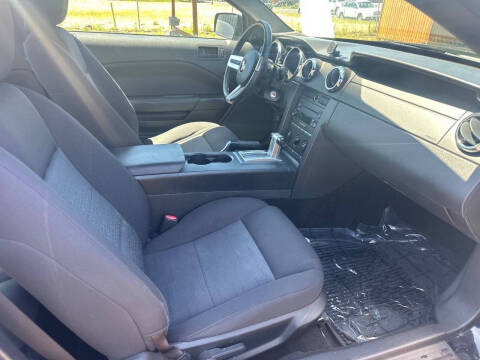2006 Ford Mustang V6 Premium