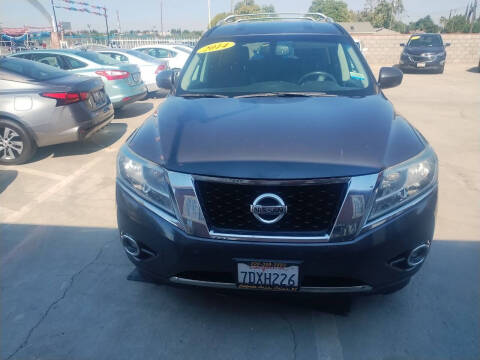 2014 Nissan Pathfinder SL
