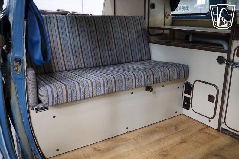 1982 Volkswagen Vanagon Camper