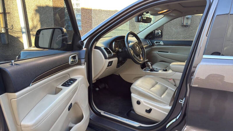 2017 Jeep Grand Cherokee