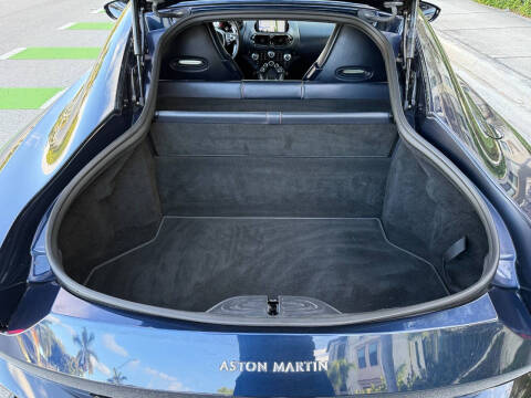 2019 Aston Martin Vantage