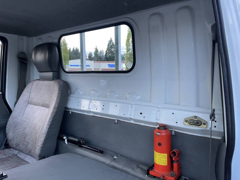 1998 Mitsubishi Canter