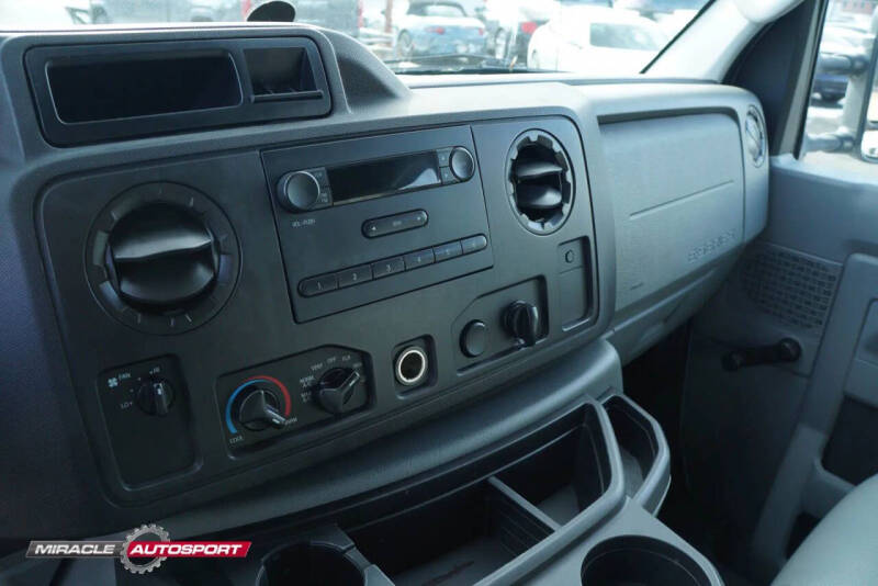 2009 Ford E-Series E-150