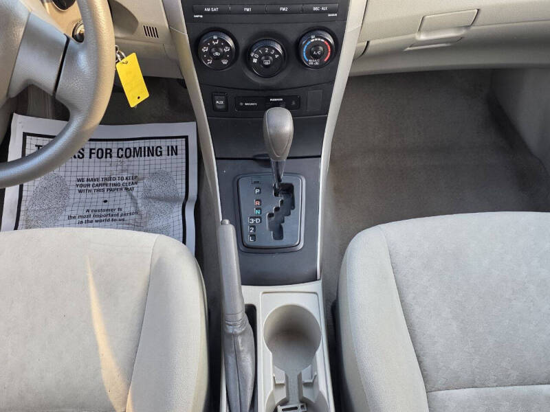 2009 Toyota Corolla LE