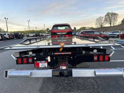 2023 International CV515