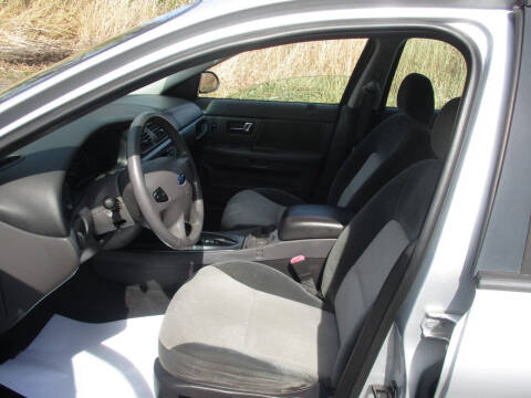 2002 Ford Taurus SES Deluxe