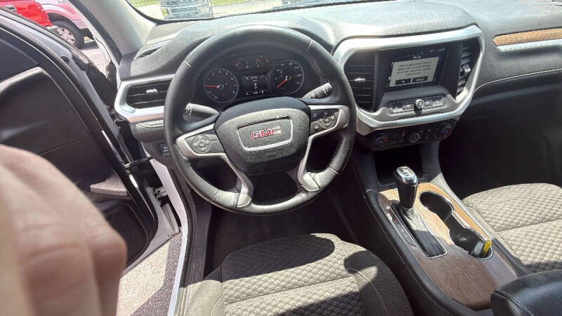 2018 GMC Acadia SLE-1