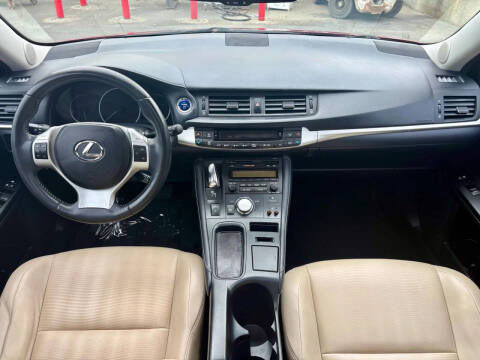 2011 Lexus CT 200h