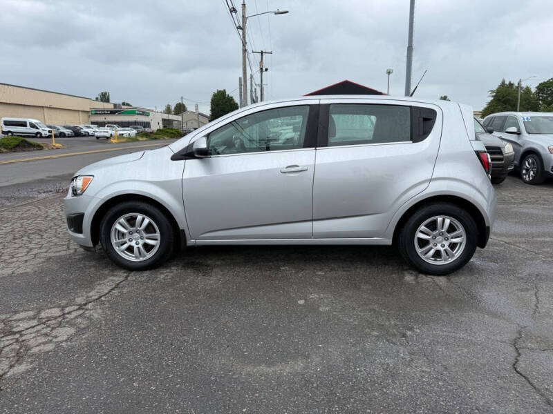 2013 Chevrolet Sonic LT Manual