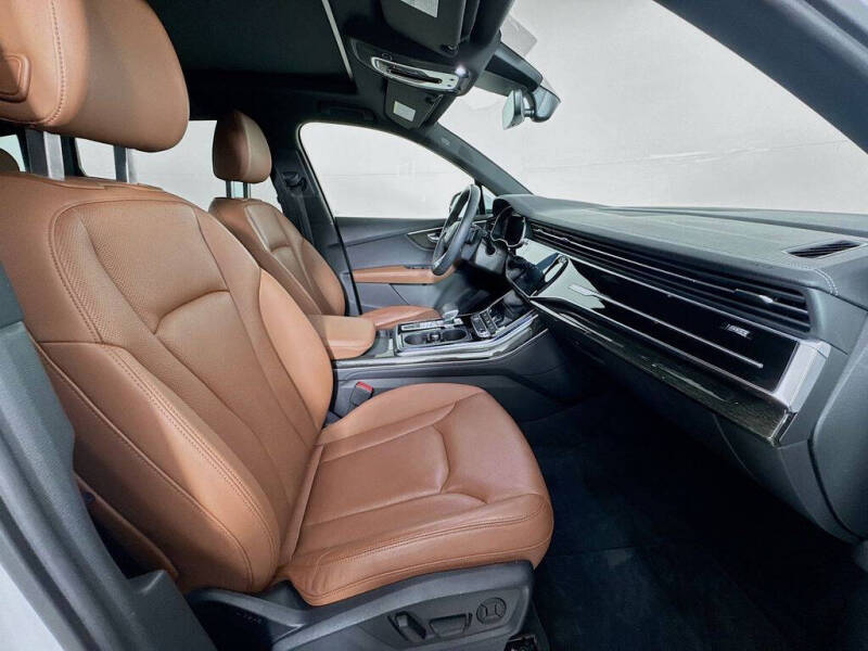 2023 Audi Q7 quattro Premium Plus 55 TFSI