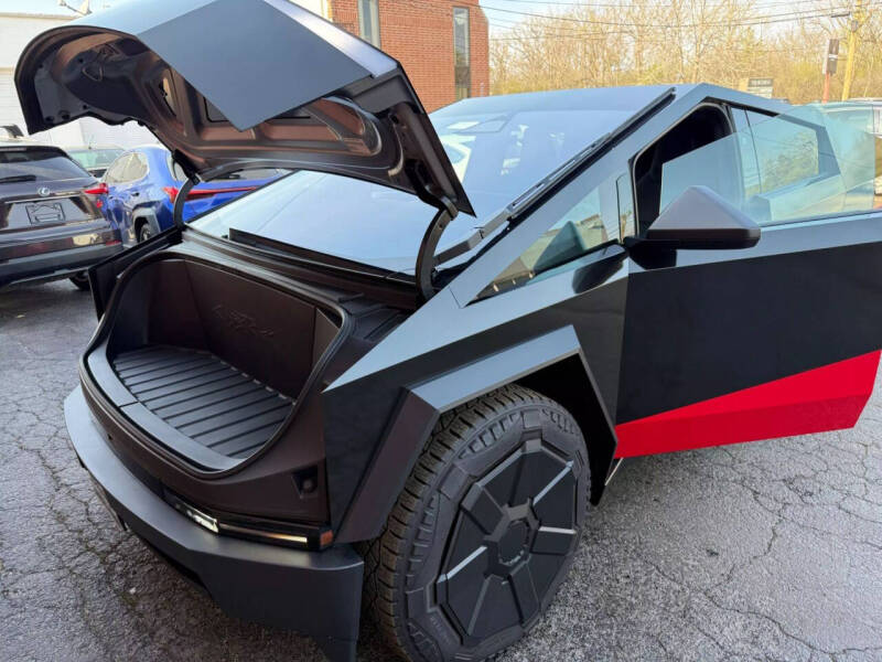 2024 Tesla Cybertruck