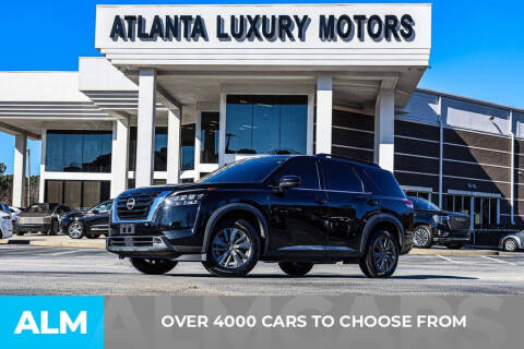 2023 Nissan Pathfinder SV