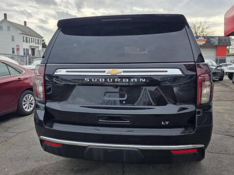 2021 Chevrolet Suburban LT