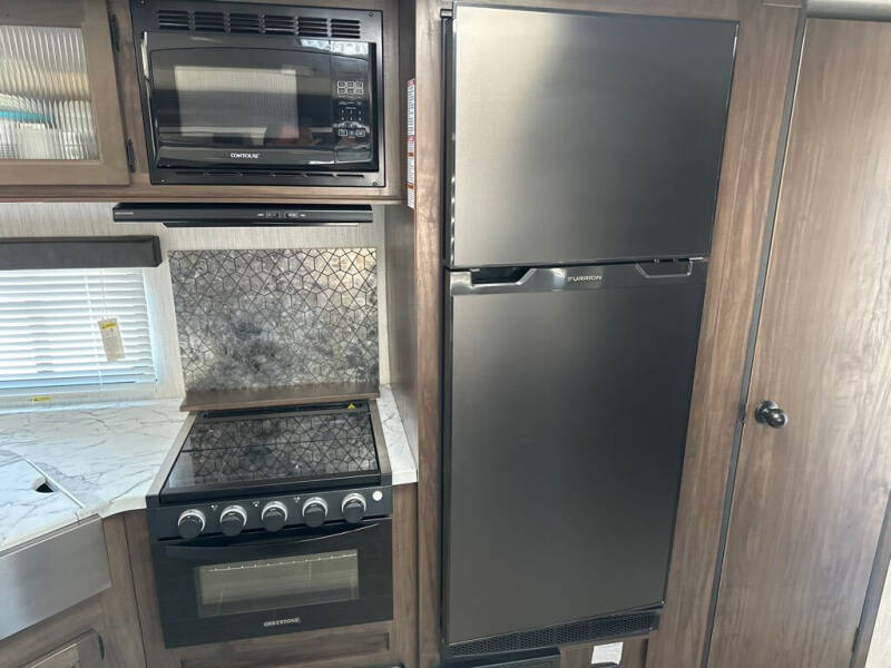 2021 Forest River Cherokee 274DBH