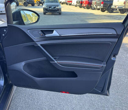 2018 Volkswagen Golf GTI SE