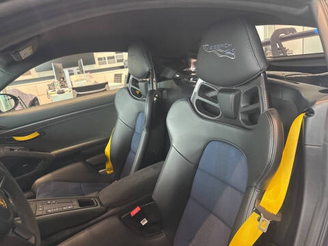 2025 Porsche 718 Cayman GT4 RS