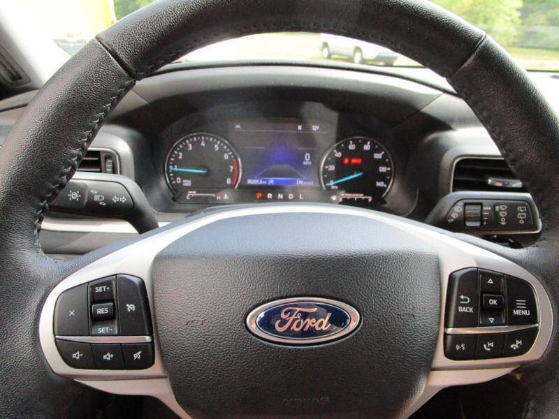 2024 Ford Explorer XLT