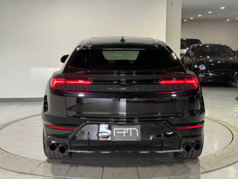 2025 Lamborghini Urus SE