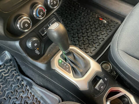 2016 Jeep Renegade Latitude 75th Anniversary