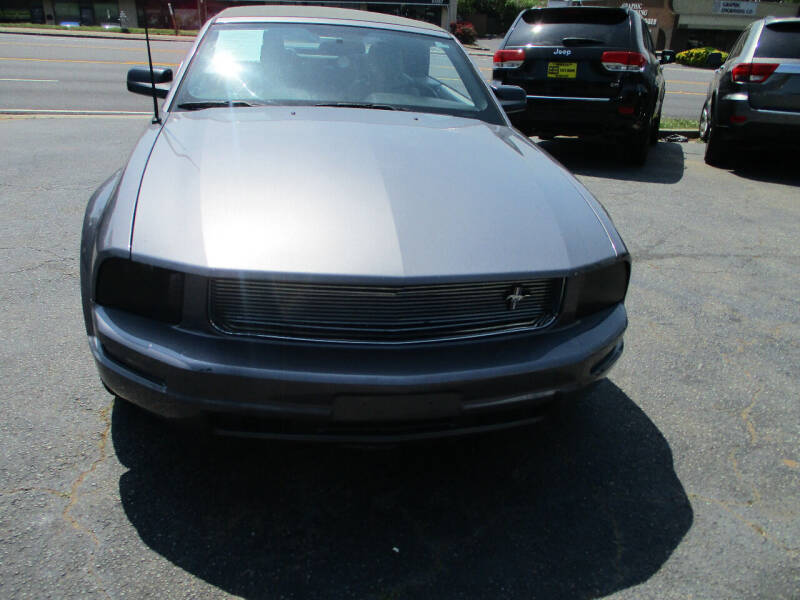 2006 Ford Mustang for sale at LOS PAISANOS AUTO & TRUCK SALES LLC in Doraville GA