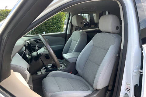 2021 Chevrolet Traverse LT Cloth