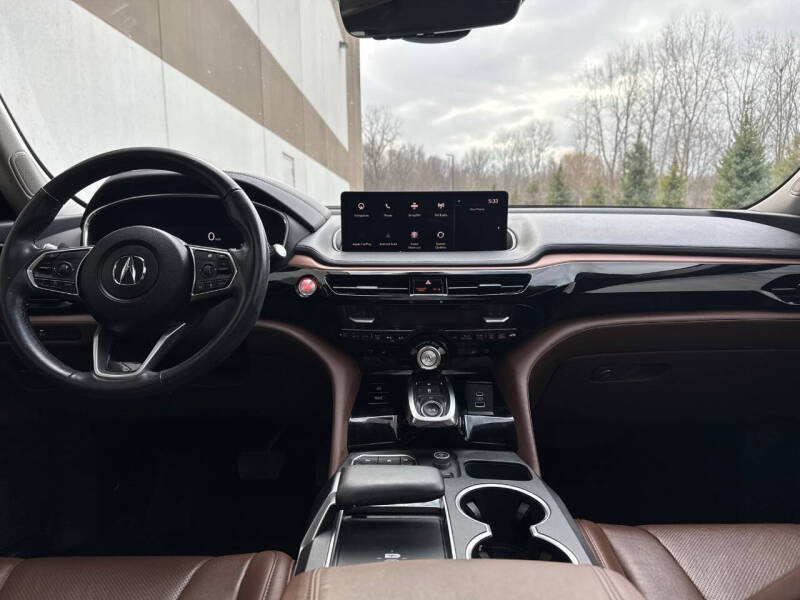 2022 Acura MDX w/Tech