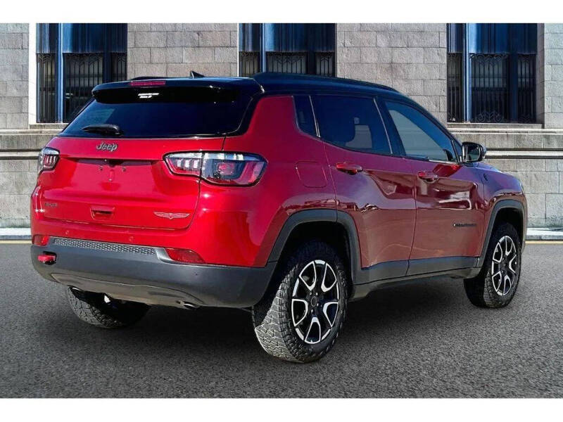 2025 Jeep Compass Trailhawk